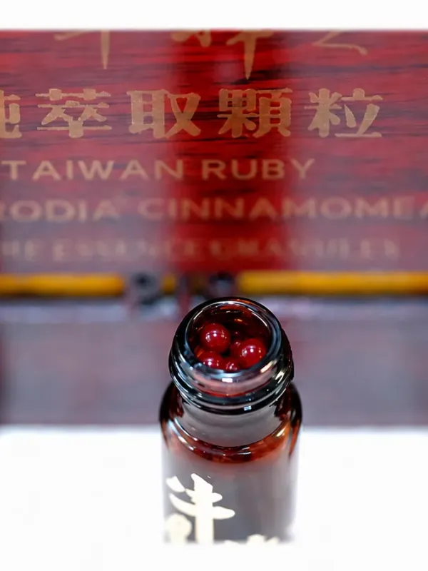 Product Taiwan Ruby Antrodia Cinnamomea Pure Essence Granules, box with 3 bottles x 120 granules Image